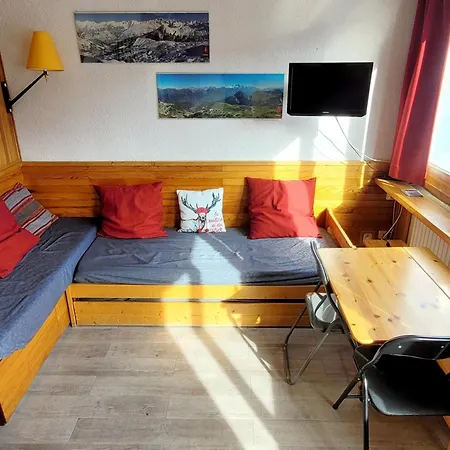 2* A La Plagne, Vu Mont Blanc, Casier A Ski, Plein Centre - Fr-1-181-2634 Apartment
